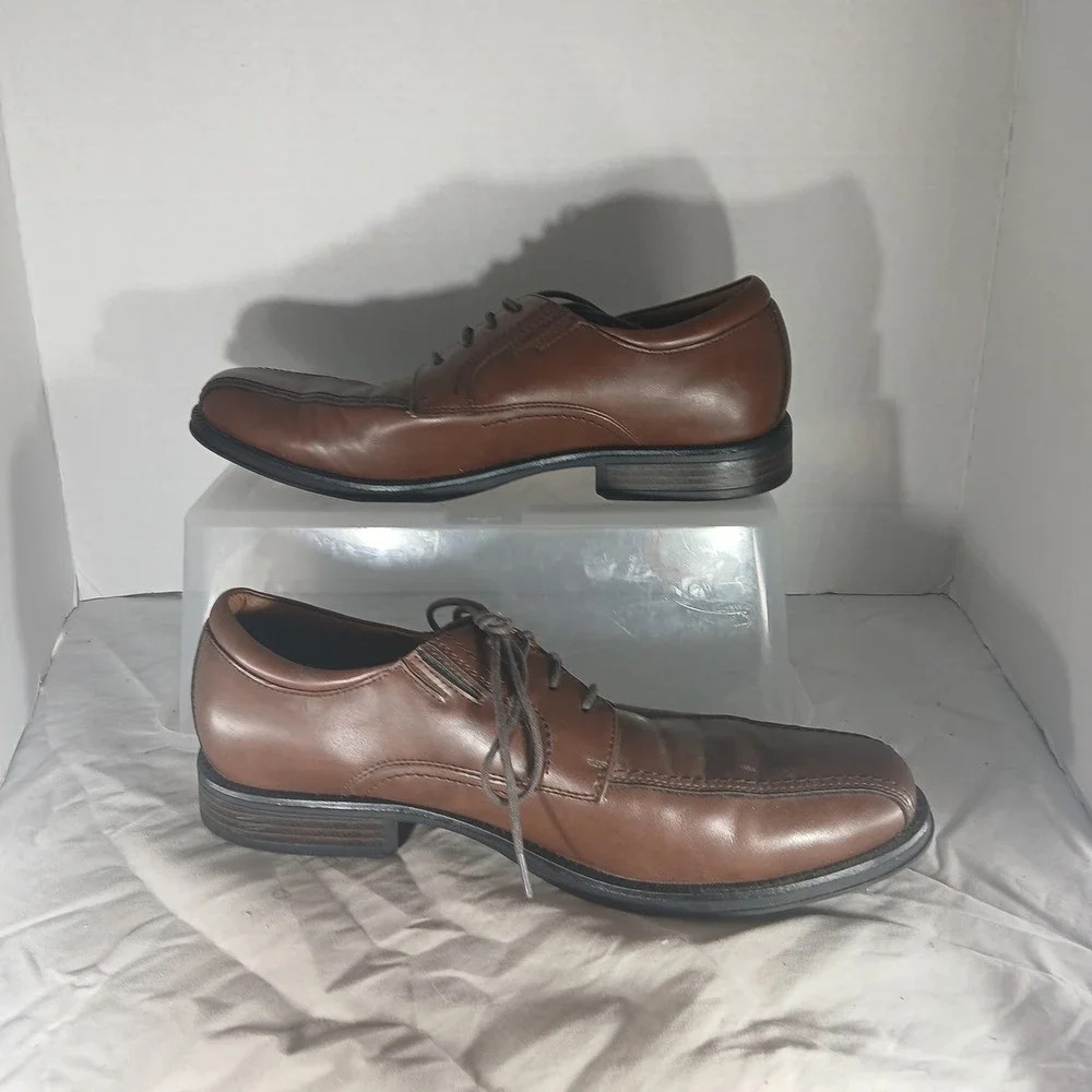 Dockers mens 10